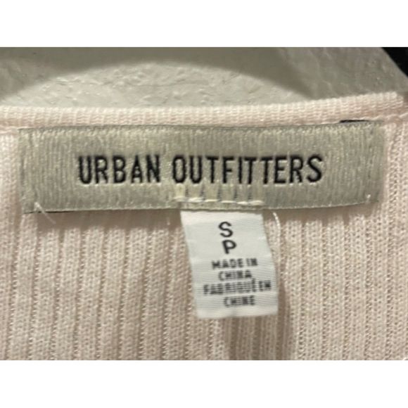 URBAN OUTFITTERS Yaryn Frill Tie-Up Light Pinko-Ivory Blouse - Picture 3 of 6